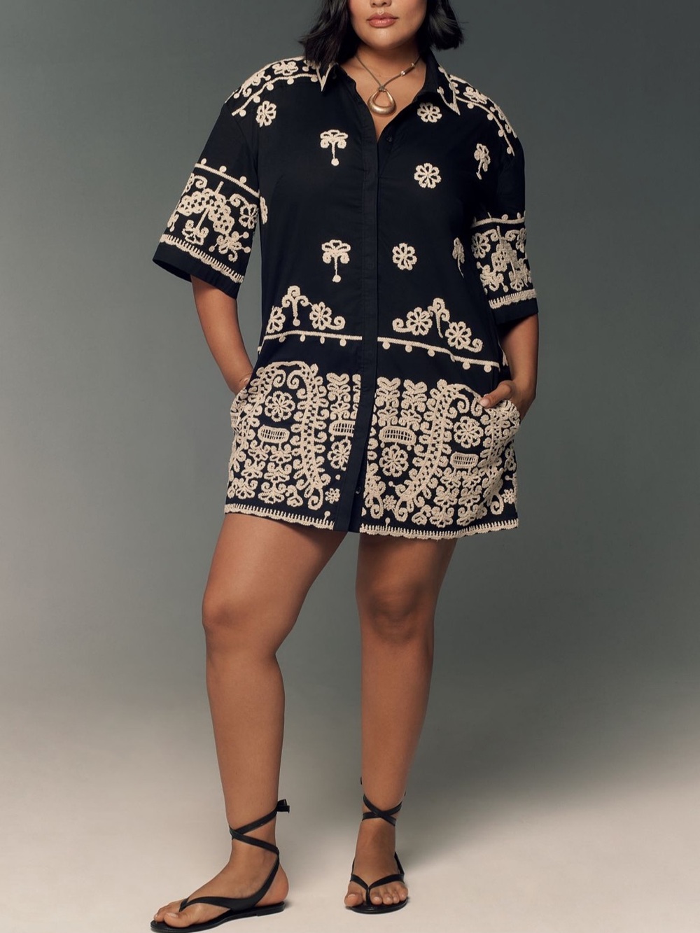 Mauve Black Short Sleeve Mini Dress with Cream Embroidery